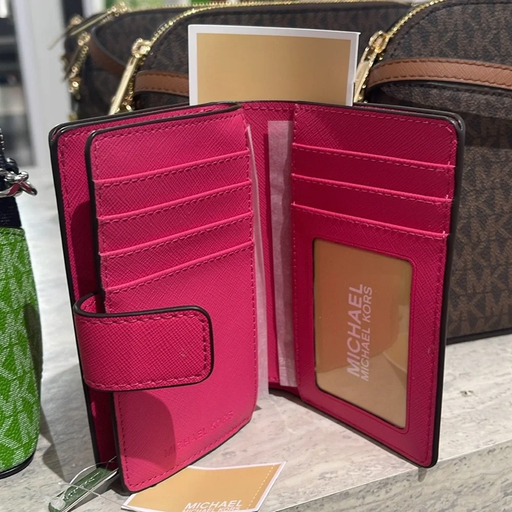 Michael Kors Medium Saffiano Leather Bifold Wallet Dragonfruit NWT